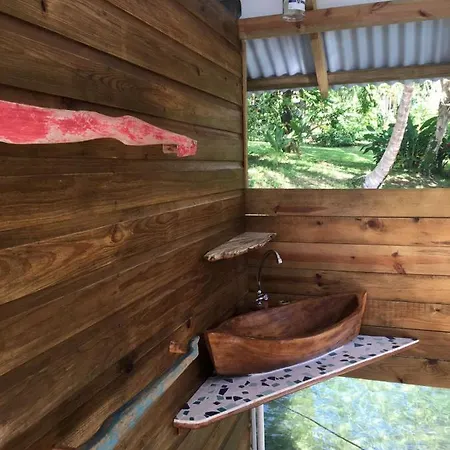 El Toucan Loco Floating Lodges Tierra Oscura Exterior photo