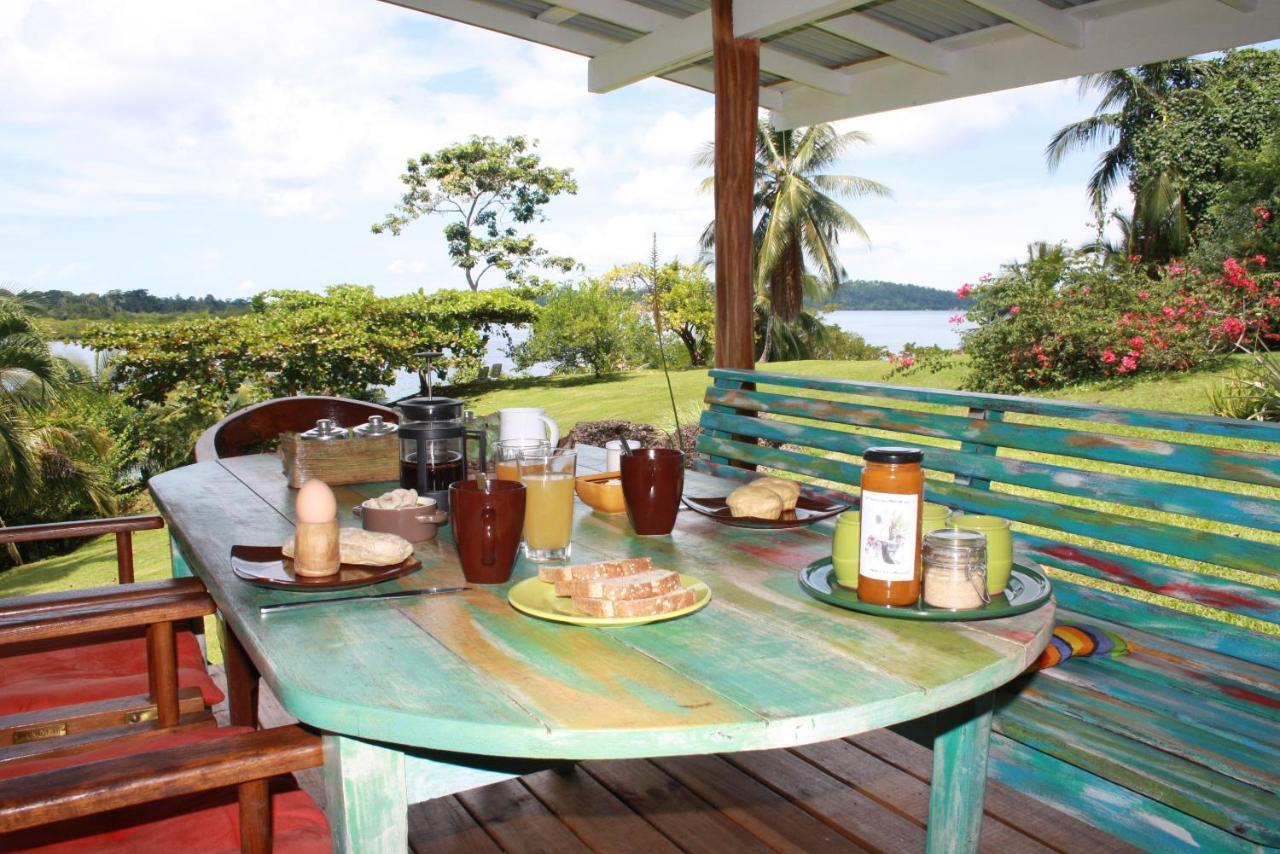 Bed & Breakfast El Toucan Loco Floating Tierra Oscura